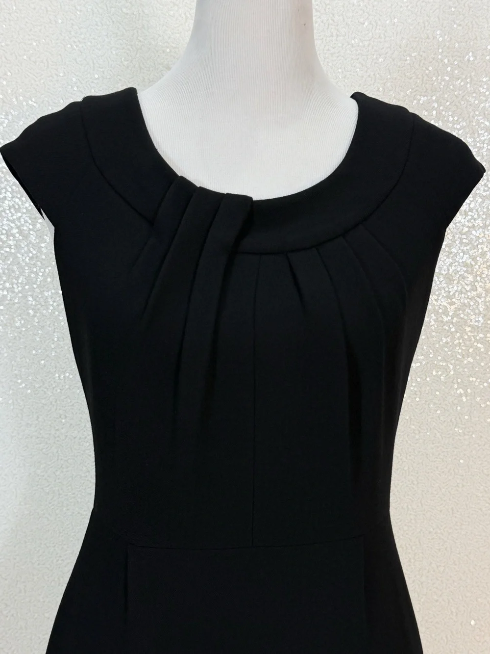 Kate Spade Raya Shift Dress Black Pleated Neck Sheath Dress Size 4 Womens